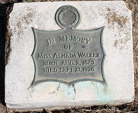 Almeda Walker gravestone