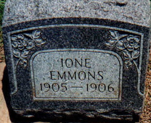 iemmons.jpg (92940 bytes)