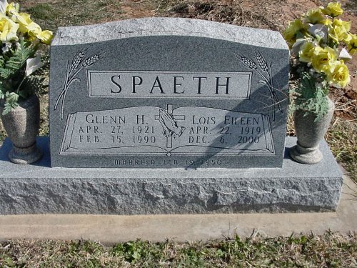 spaethglennlois.jpg (77368 bytes)