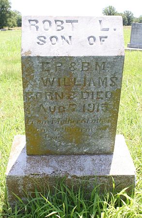Robt L. Williams gravestone